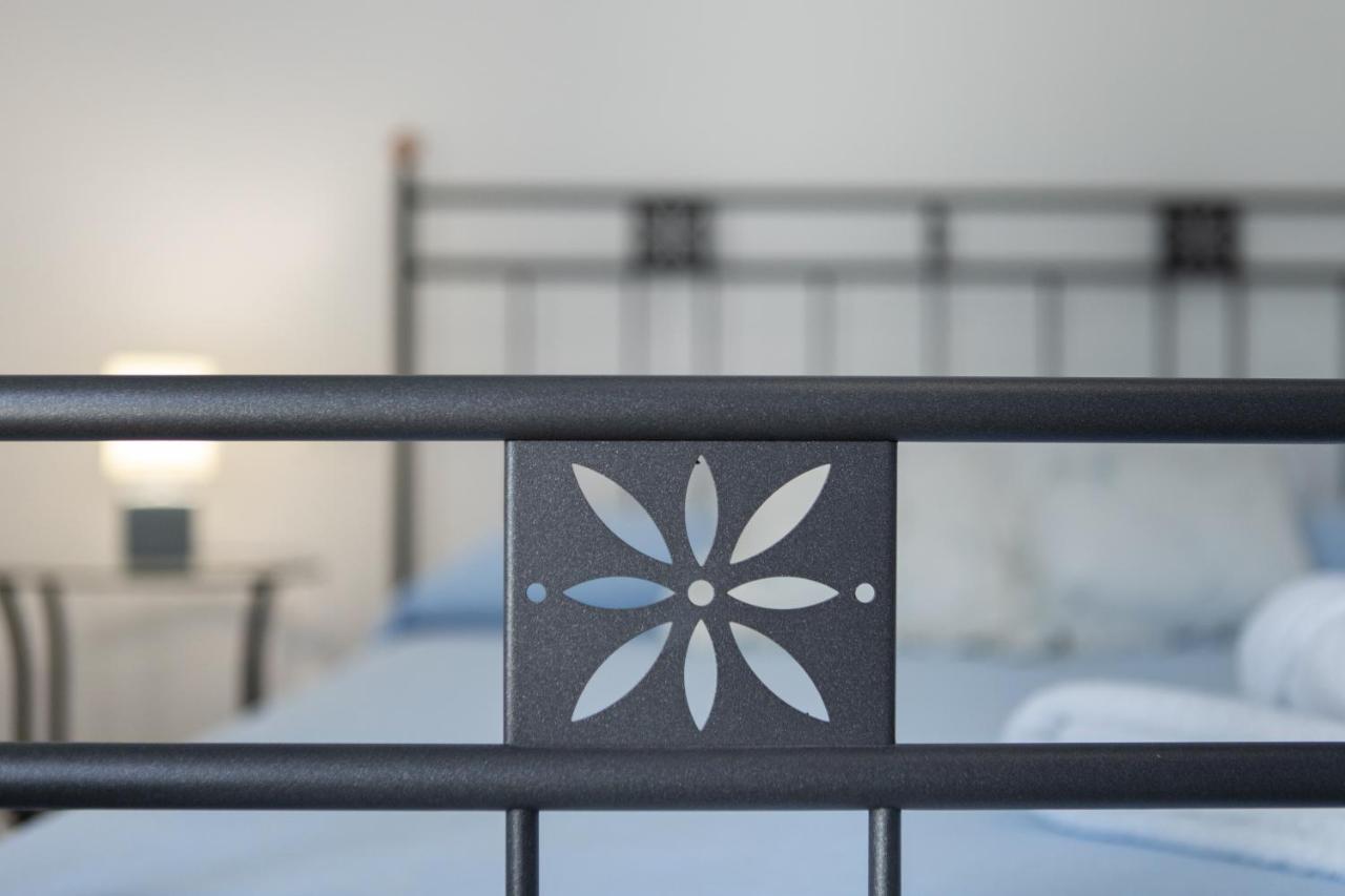 Fonte D'Olio Conero Relais Bed & Breakfast ซีโรโล ภายนอก รูปภาพ